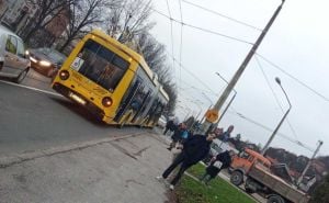 Kolaps saobraćaja u ovom dijelu Sarajeva: Pokvario se trolejbus