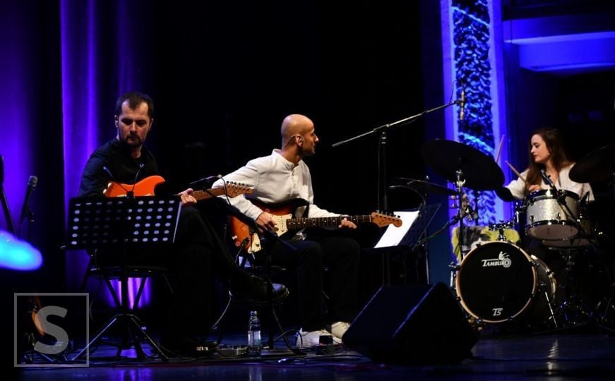 "Pozorišne Notte" u NPS: Jedinstvena fuzija flamenca, jazza i world musica uz Mirzu Redžepagića