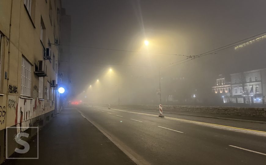 Gusta magla smanjuje vidljivost i otežava saobraćaj u ovim dijelovima BiH