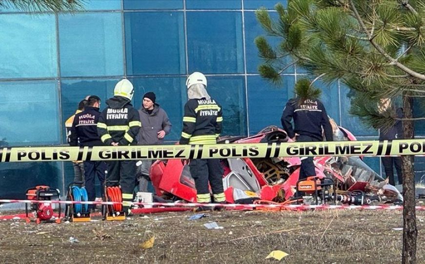 Tragedija u Turskoj: Helikopter pao na bolnicu, ima poginulih