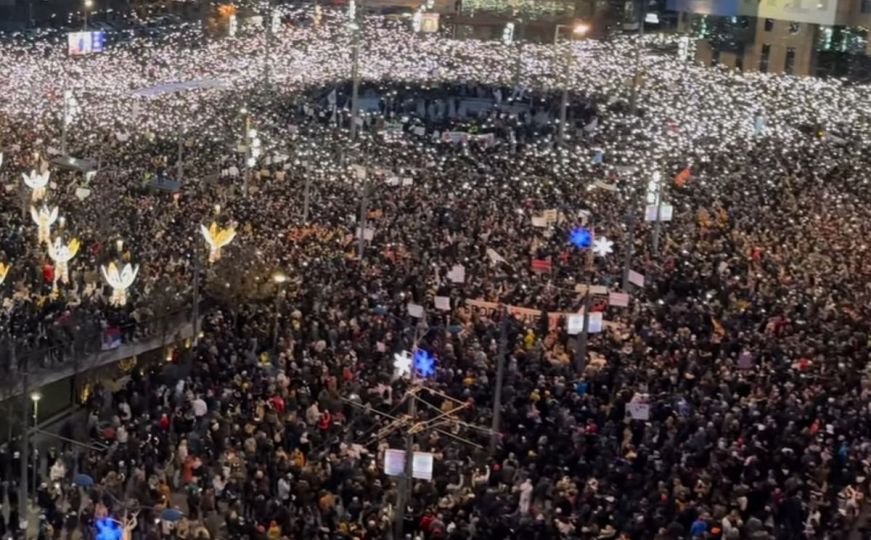 Prizori kakvi se ne pamte: Srbija je danas na nogama, pogledajte kako izgleda centar Beograda