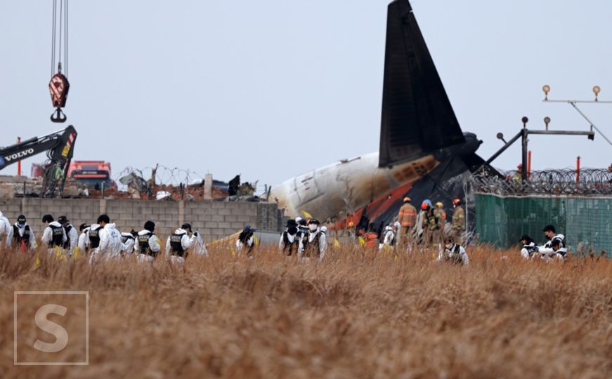 Tragedija kakvu Južna Koreja ne pamti: Potvrđeno 176 žrtava avionske nesreće, pronađena crna kutija