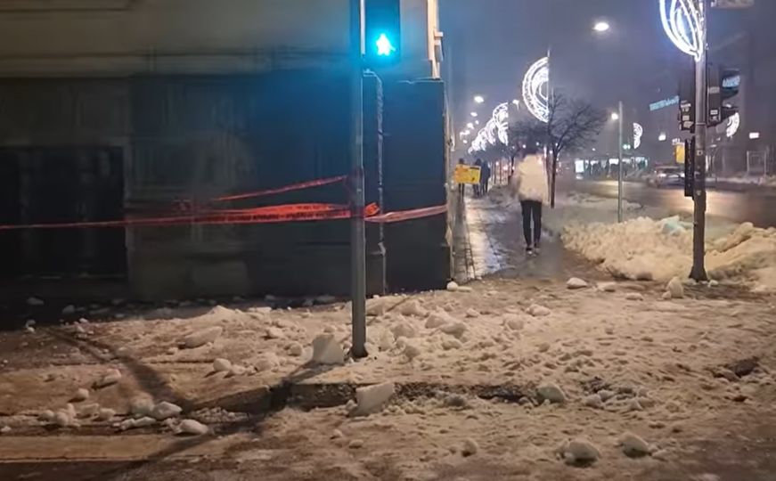 Poznati detalji nesreće u Banjoj Luci: Dječak na kojeg se obrušio snijeg je državljanin Slovenije