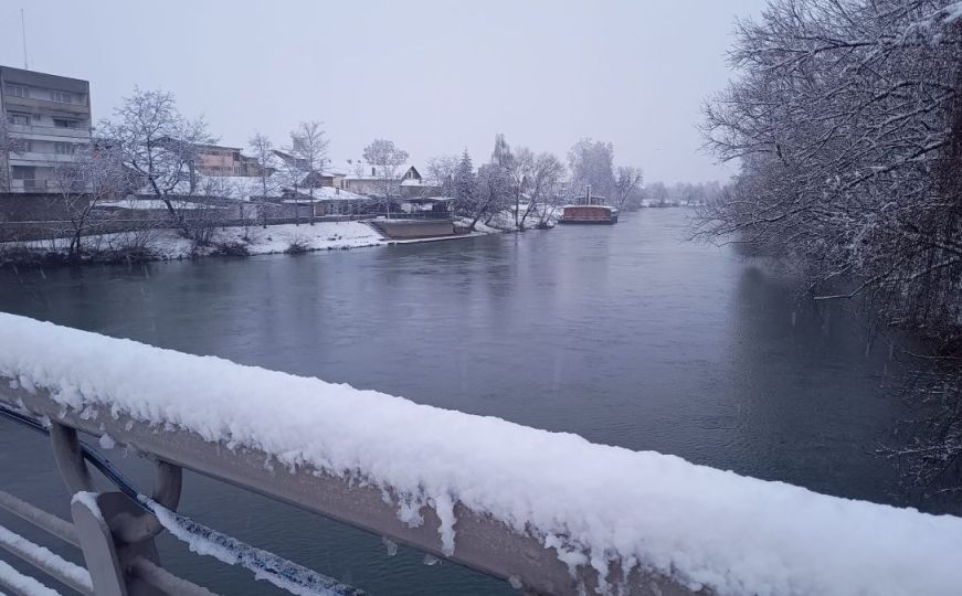 Veliki problemi u Krajini: Građani na minusima ostali bez struje i grijanja