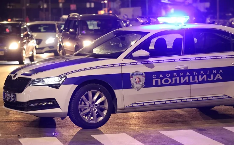 Teška nesreća u Beogradu: Poznati fudbaler udario ženu automobilom, bore joj se za život