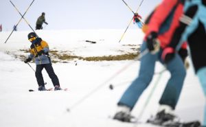 Upozorenje za one koji su bili na skijanju u Austriji: Pregledajte kožu, prijeti zaraza ospicama