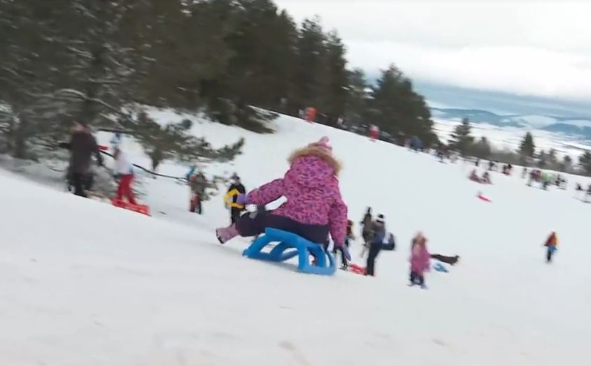 Turisti iz Hrvatske preplavili skijalište u BiH: "Predivno je, a cijene upola niže nego na Alpama"