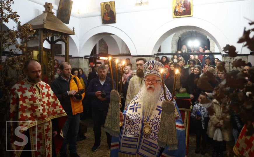 Sretan Božić: Mir Božji, Hristos se rodi!