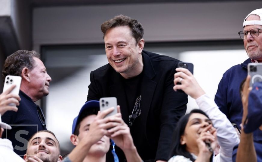 Elon Musk želi kupiti engleskog velikana: Otac otkrio plan, u igri je sedam milijardi dolara