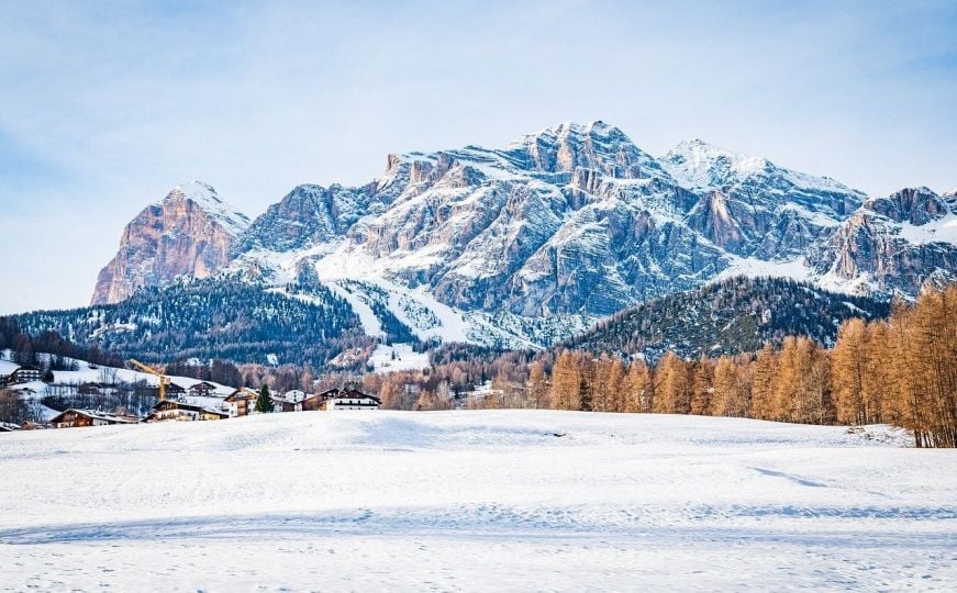 Radio Italia: Corina D'Ampezo, Val Gardena, Palermo i Canoli Siciliani