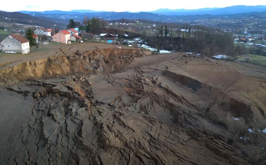 Zbog klizišta kod Maglaja evakuirano još šest porodica