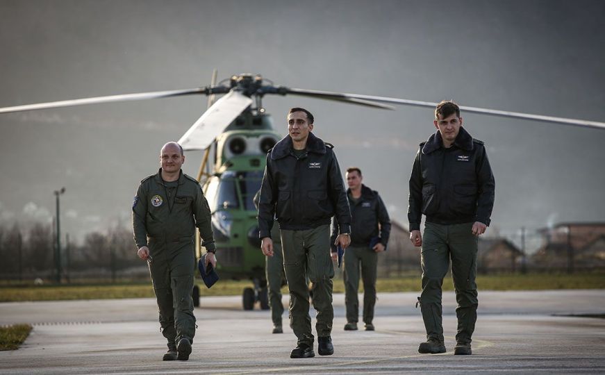 Rumunija preuzima vodstvo vojne misije u BiH: U bazu EUFOR-a stigla četiri moćna helikoptera