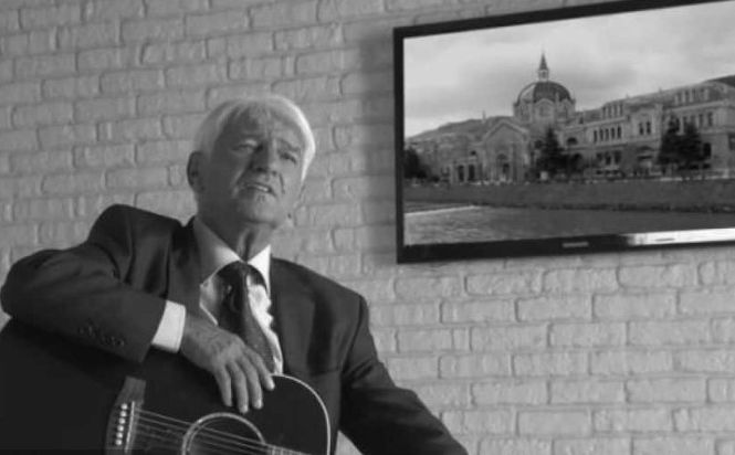 Pjesma dana i legendarni Kemal Monteno: "Ne idem iz ovog grada, sve je moje ovdje ostalo"