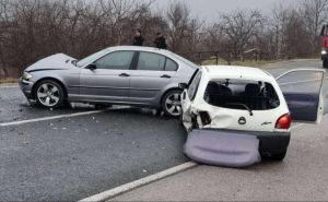 Nesreća u BiH: Saobraćaj u potpunosti obustavljen, jedno lice povrijeđeno