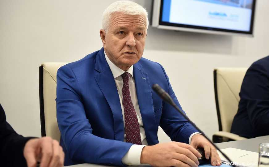 Bivši premijer Crne Gore: "Zapad žrtvovao Crnu Goru i BiH zbog Vučića!"