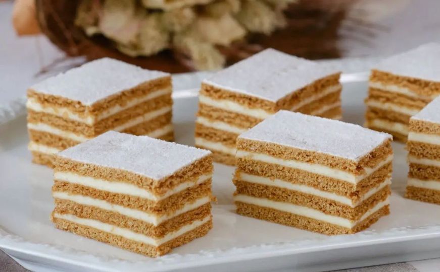 Starinski recept za desert koji 'obara s nogu': Evo kako napraviti najukusniju medenu pitu