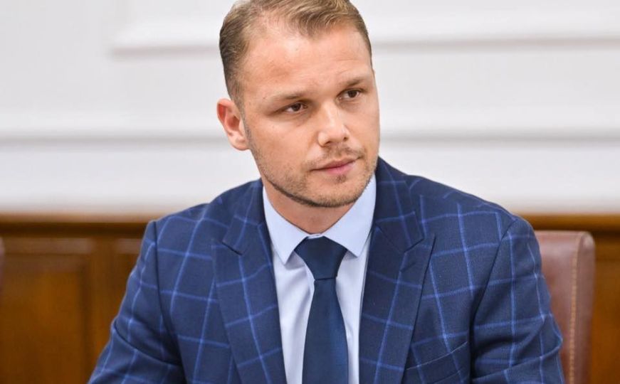 Sramotan istup Draška Stanivukovića o odluci Ustavnog suda: "Sada bi gospoda da pišu i udžbenike"