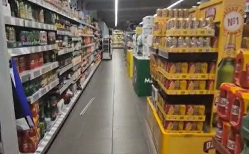 Vanredno se oglasila i Porezna uprava Hrvatske: Pogledajte sablasne prizore iz trgovina u Zagrebu