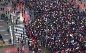 Snimak iz zraka prikazuje koliko je ljudi danas bilo na protestima u Novom Sadu: 'Ovo je samo dio'