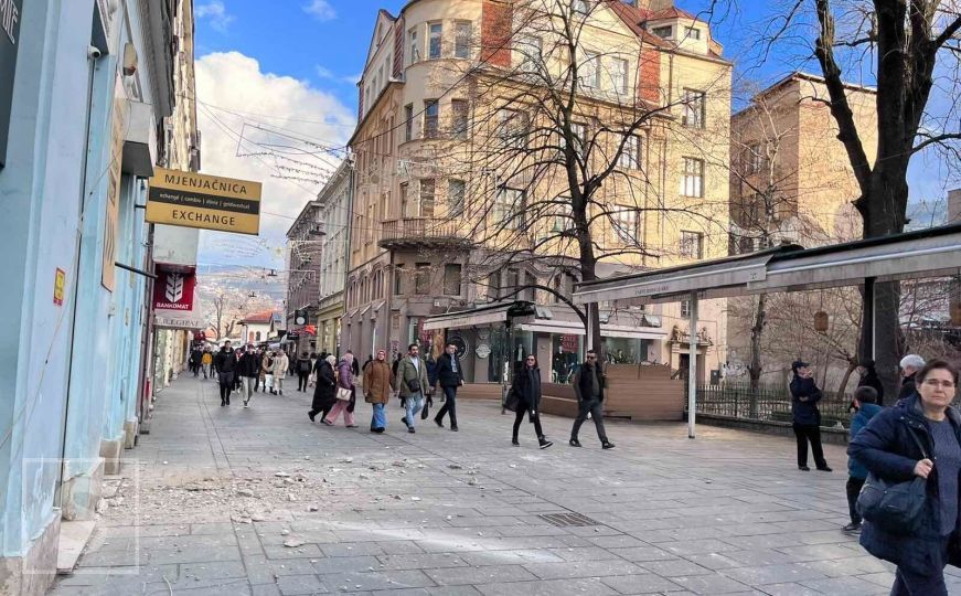 Stanari Ferhadije ogorčeni: Tvrde da je bivša gradonačelnica pravila sebi fasadu, a njih ignorisala