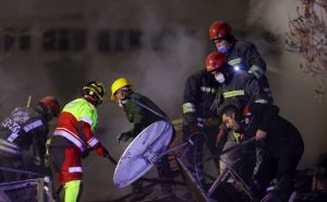 Nakon sedmosatne akcije: Spašene tri osobe iz ruševina trospratne zgrade u Turskoj