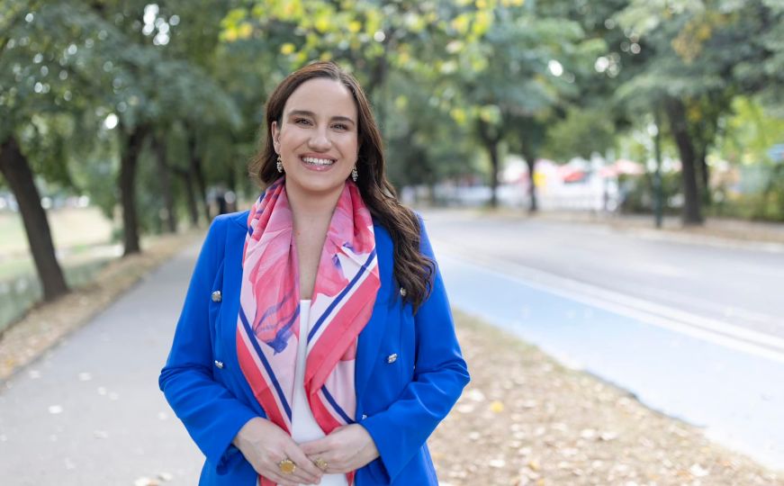 Oglasila se Benjamina Karić nakon prozivki zbog obrušavanja fasade u Ferhadiji
