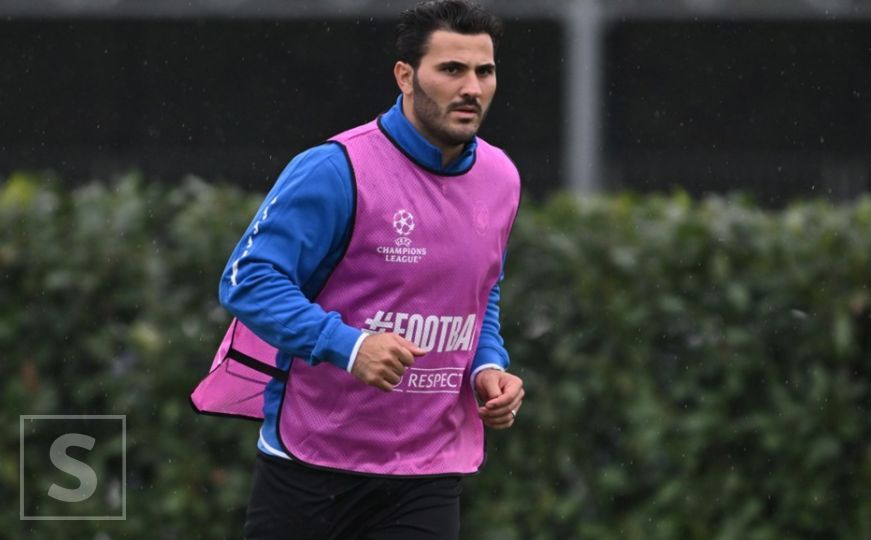 Sead Kolašinac proglašen za najboljeg fudbalera u BiH za 2024. godinu