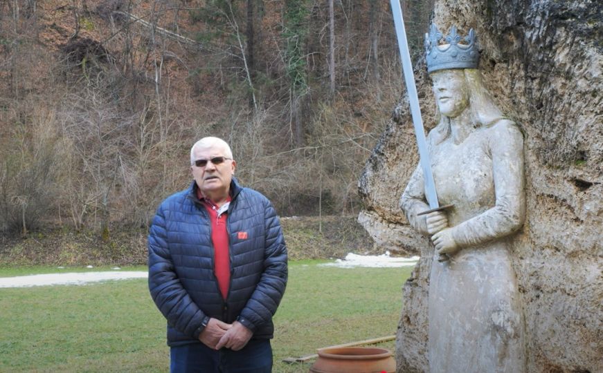 Husejin Smajić kopao temelje centrale pa našao ostatke bosanske kraljice pokrivene zlatom i svilom