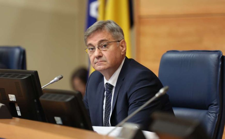 Denis Zvizdić: 'SDA i DF ispunjavaju Dodikove osvetničke želje'