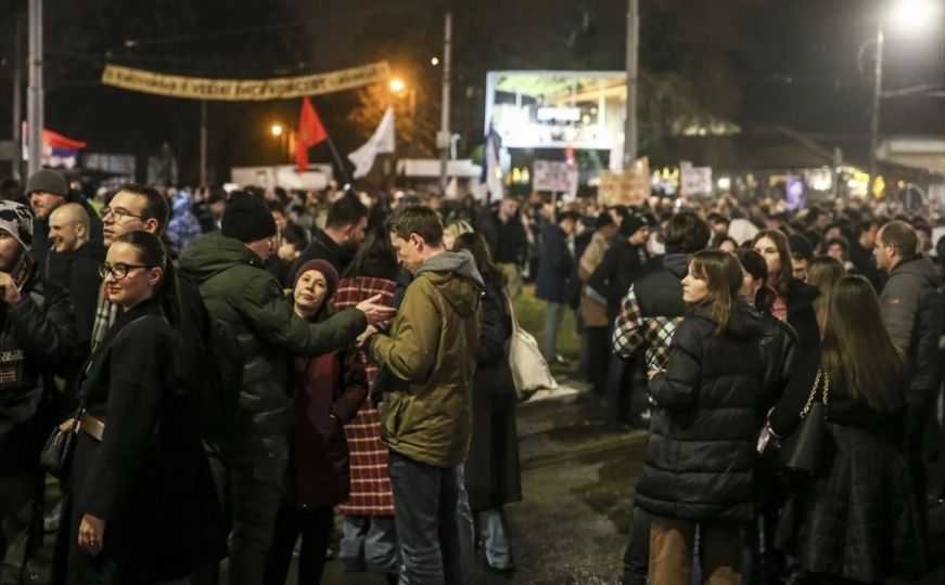 Marinika Tepić objavila fotografiju Vučićevih batinaša: 'Oni su tukli studente'
