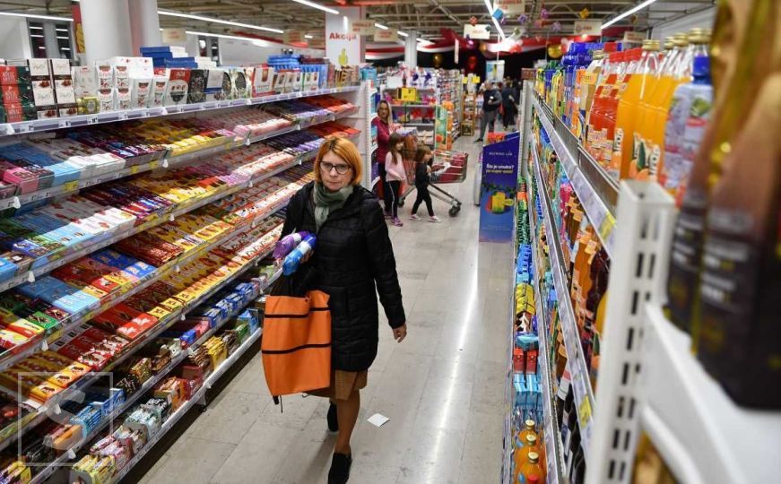 Inspekcija upozorila: Kazne za prodaju trule ili pokvarene hrane idu do 100 hiljada maraka!