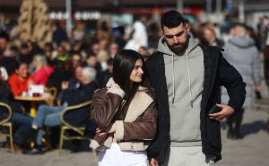 Iz Sarajeva s ljubavlju: Gužva u gradu, na Baščaršiji se traži mjesto više