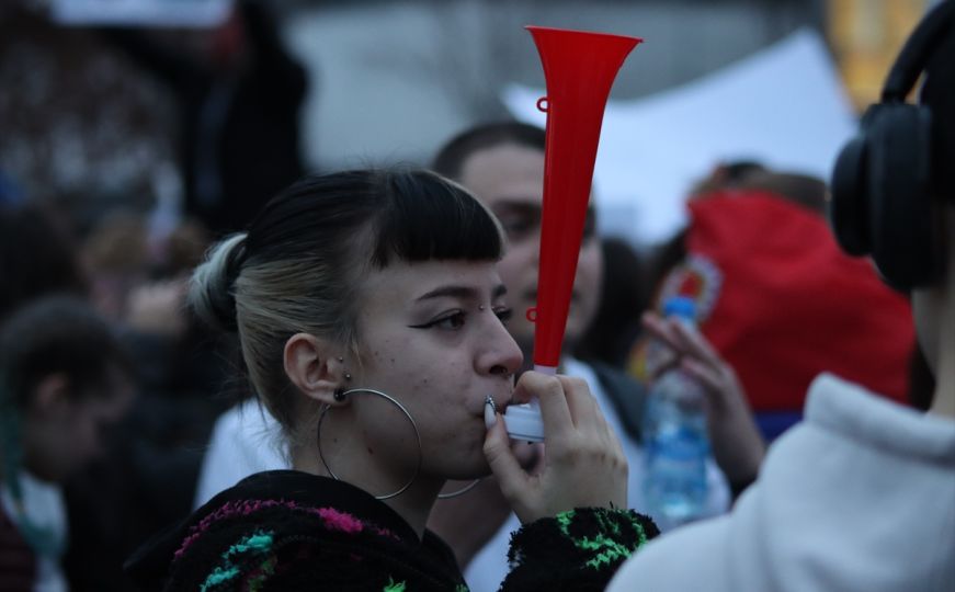 U Beogradu napadnuta jedna od organizatorki skupa podrške studentima: Završila u Urgentnom centru