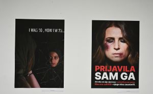 Izložba 'Progovorimo' otvorena u Sarajevu: Poziva na prekid šutnje o nasilju nad ženama
