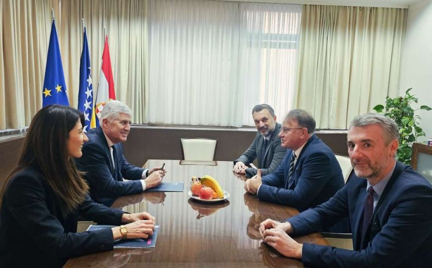 Kako dalje bez SNSD-a? Čović održao važan sastanak sa Trojkom u Sarajevu: Evo šta je poručeno