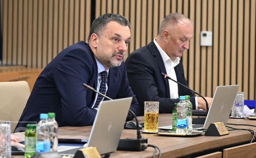 Vijeće ministara razmotrilo zahtjev za smjenu ministra vanjskih poslova BiH Elmedina Konakovića