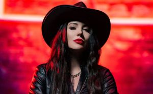 Dorothy ft. Slash - Tombstone Town