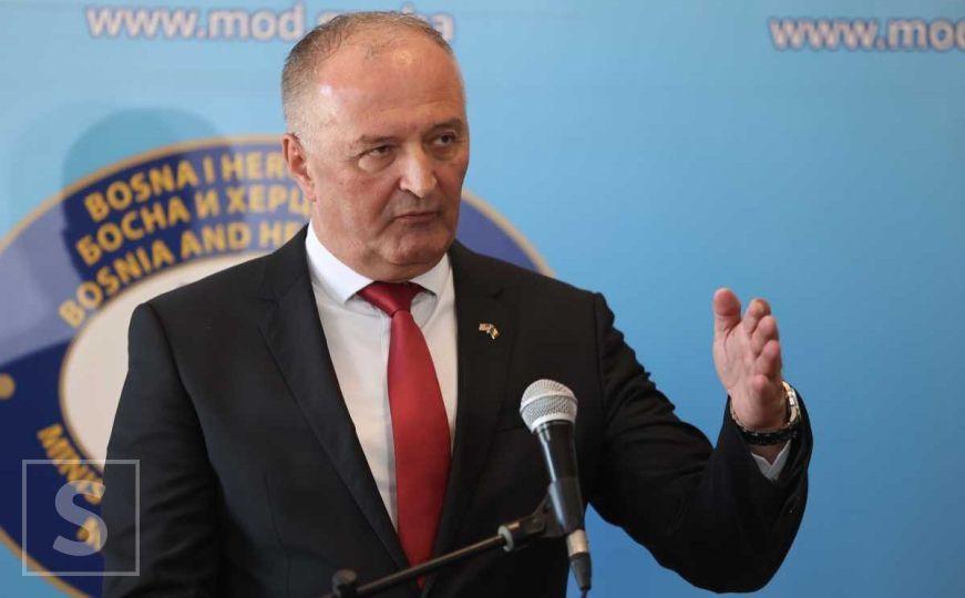 Zukan Helez: "Vučić ne zaslužuje i ne smije biti ni na slobodi, a kamoli predsjednik države"