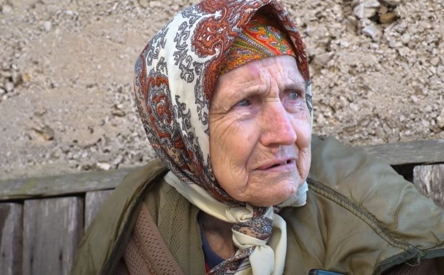 Udruženje Pomozi.ba posjetilo nanu Ismetu iz sela Sečevo, korisnicu projekta 'Obrok za sve'
