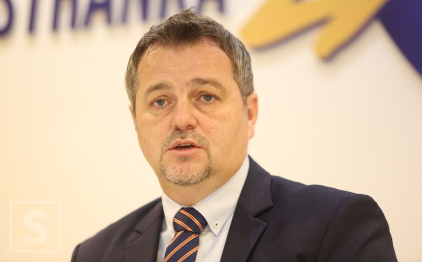 Ogrešević: Čović plaši Trojku. SDA je neodgovorna, ako imaju bolje rješenje nek se stave u funkciju