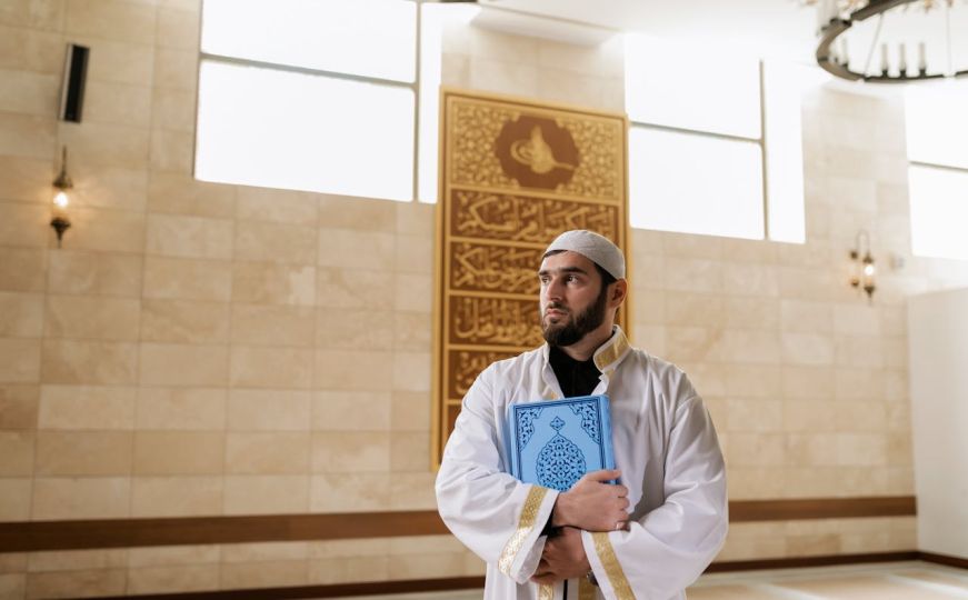 'Historijski korak': Francuska zvanično priznala ulogu imama kao profesiju