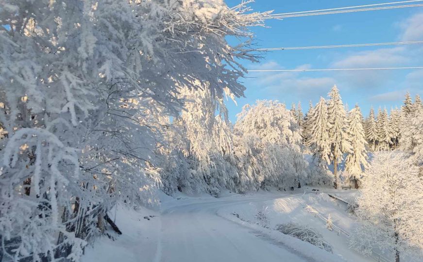 Zima se vratila u Bosnu i Hercegovinu: Pogledajte fotografije snježne idile u Varešu