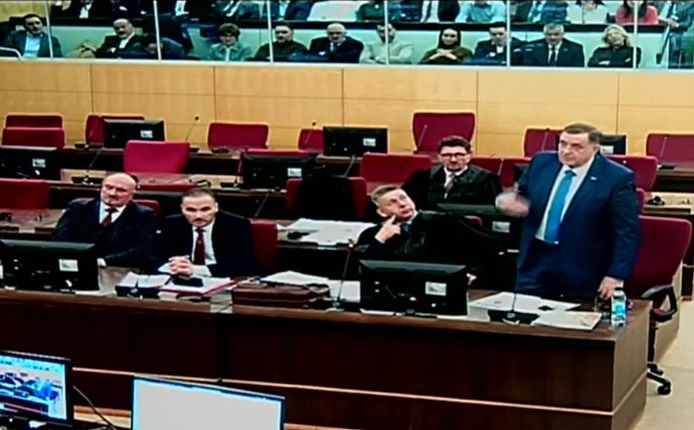 Detalji iz sudnice: Pogledajte obraćanje Milorada Dodika sutkinji Seni Uzunović