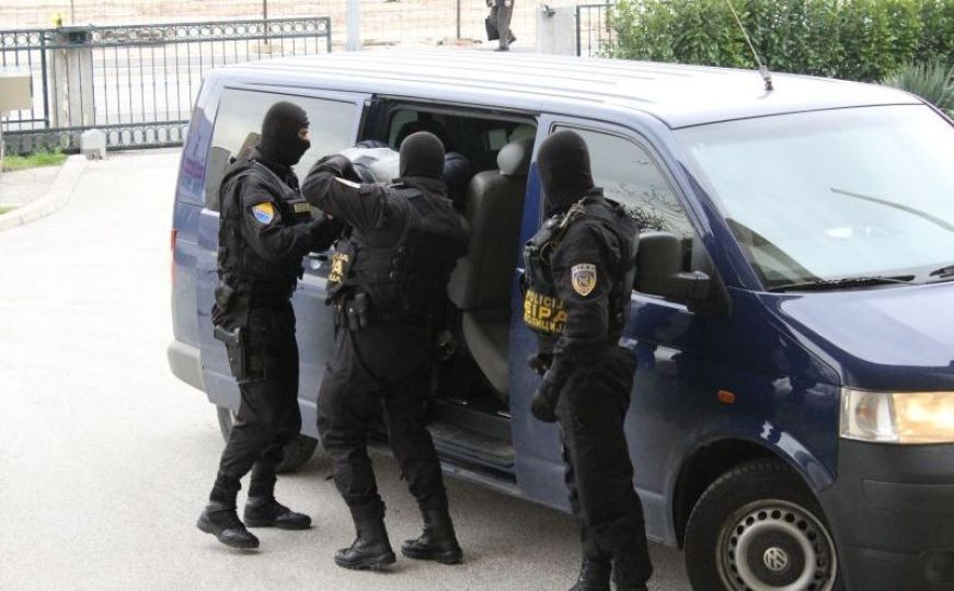 Velika akcija SIPA-e u Sarajevu, Istočnom Sarajevu i Kiseljaku: Uhapšeno 10 osoba