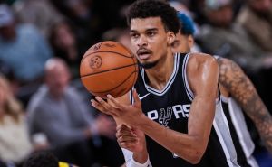 Ogroman udarac za Spurse: Victor Wembenyama zbog bolesti neće igrati ostatak sezone