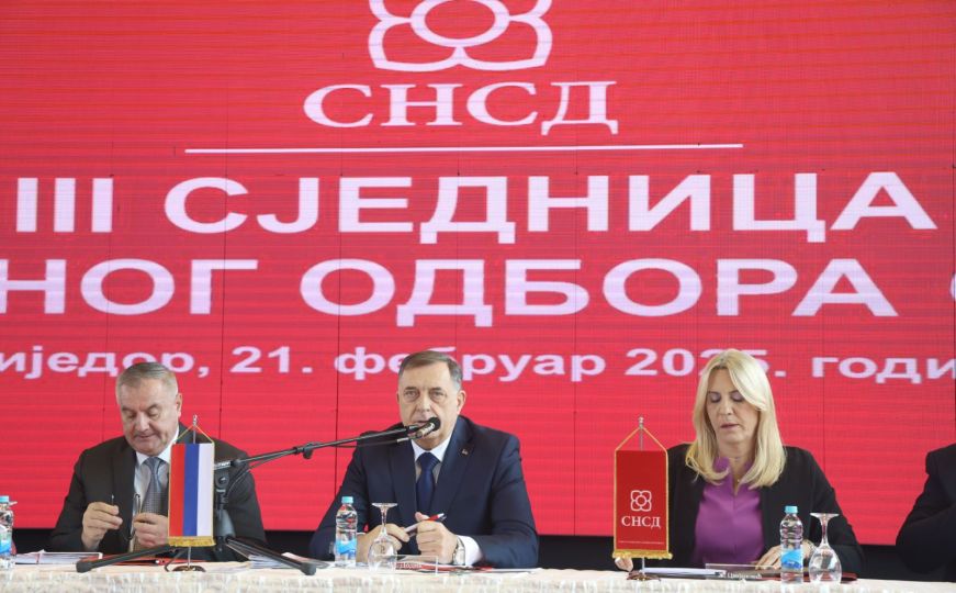 SNSD se okupio u Prijedoru: 337 članova raspravlja o budućim koracima ako Sud BiH presudi Dodiku