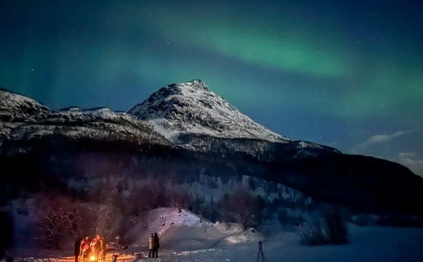 Prizori kao iz bajke: Spektakularna aurora borealis osvijetlila nebo iznad Norveške, pogledajte