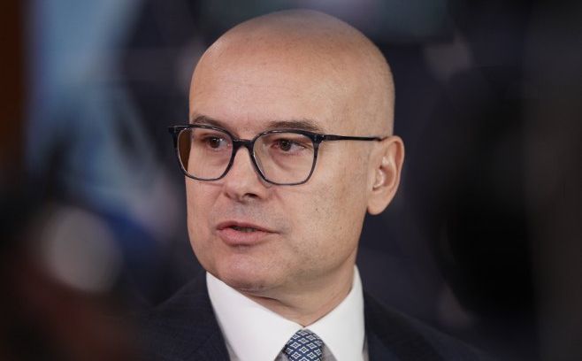 Vučićev premijer lupetao u Sarajevu: 'Dodik ne zna za šta je optužen'