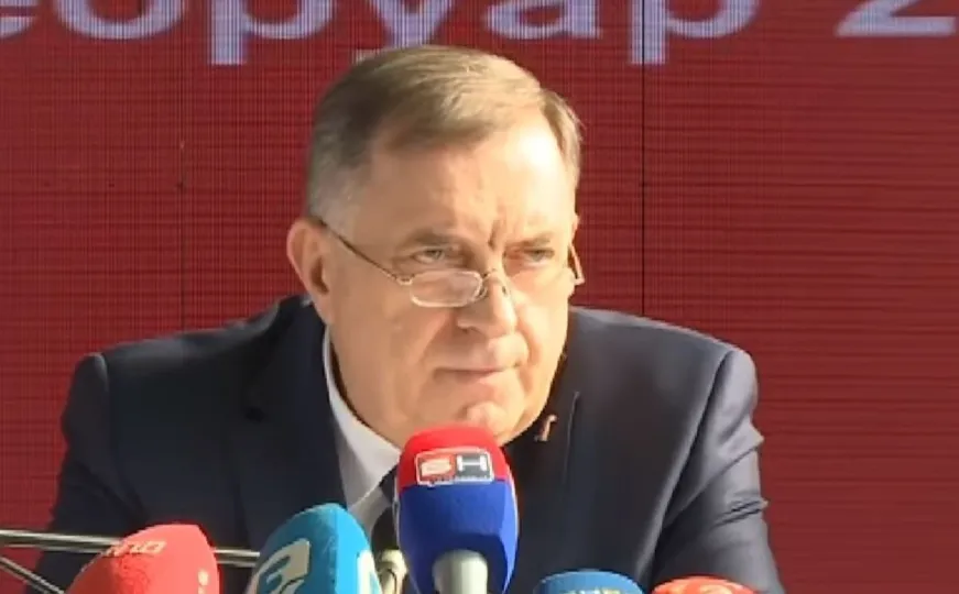 Dodik u strahu od presude najavio miting ispred NSRS: 'Neophodno je povesti borbu, BiH je u raspadu'