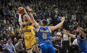 Mejdan na nogama: Zmajevi razbili Kipar, čeka se kraj utakmice u Zadru za veliko slavlje